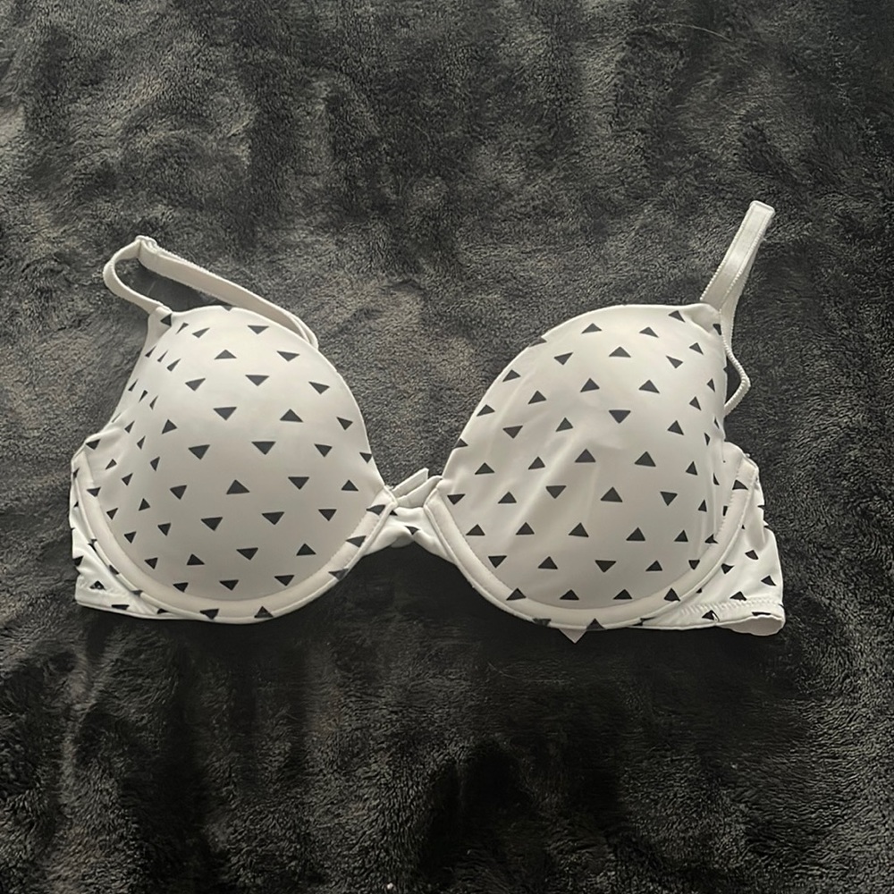 PINK bra 34B